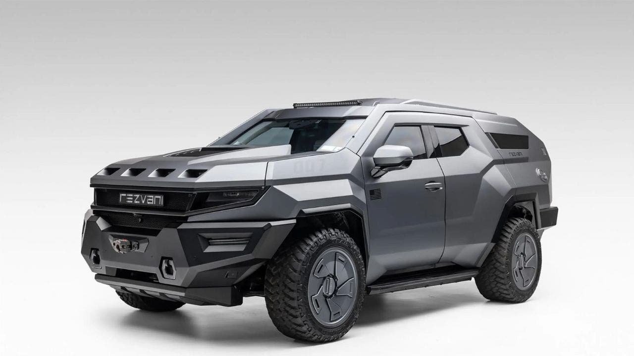 750 000 $ Apocalypse SUV jest wyposażony w własną maskę gazową
