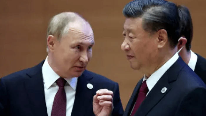 XI i Putin Hold Call on Ukrainy Wojna rocznica wśród oznak rozmów pokojowych