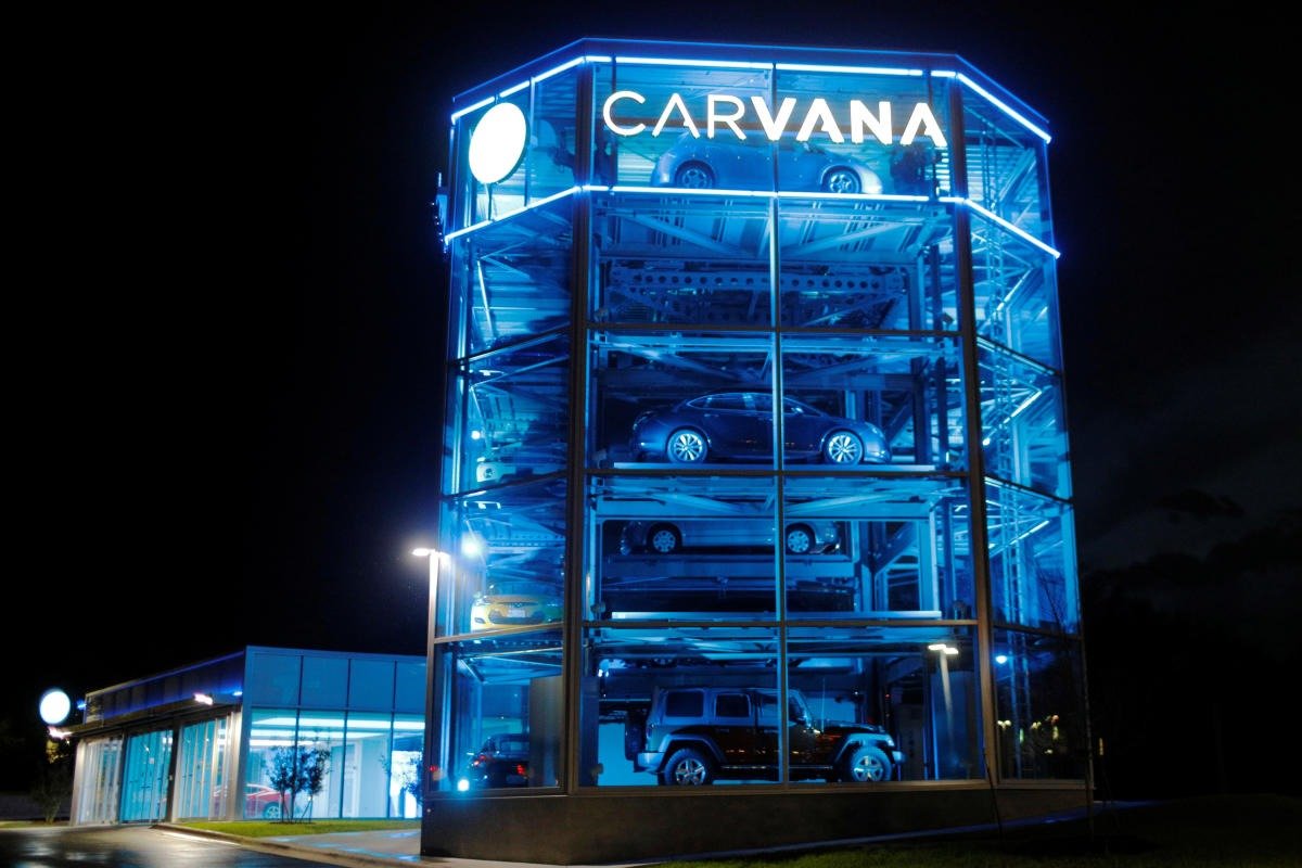 Carvana donosi o bicie sprzedaży i zysków w pierwszym kwartale, ale akcje spadają