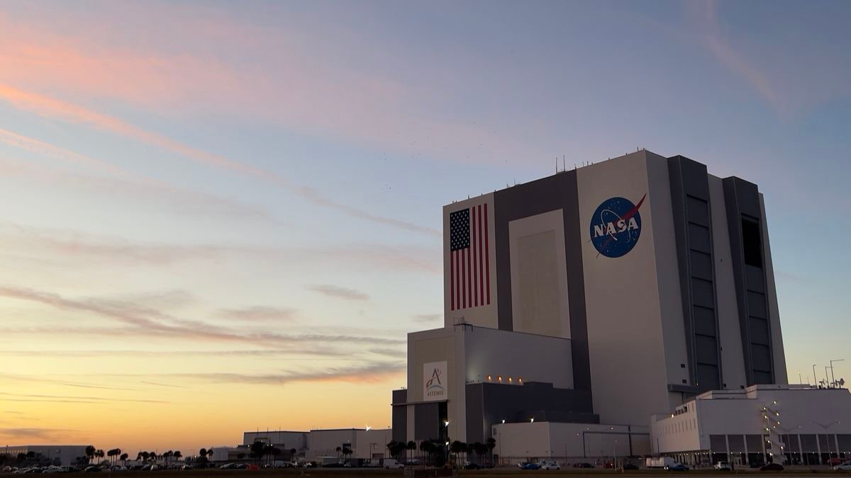 Ponad 1000 pracowników NASA uratowało się przed zwolnieniem, gdy Trump zmniejsza federalną siłę roboczą