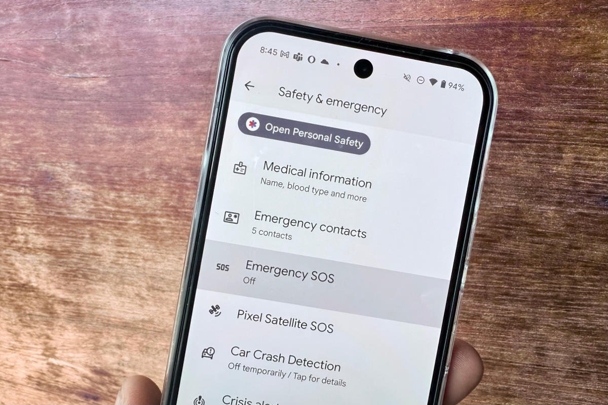SOS SOS w Pixel Telefon wysłał akty osoby do znajomych