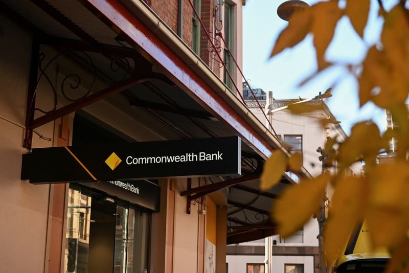 Banki „Big Four” Aussie obniżają stawki, odzwierciedlając bank centralny