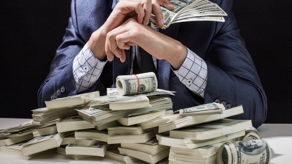 Czy jesteś najwyższym 1% zarabiającym? Oto, co musisz zgarnąć, aby być jednym z najbogatszych