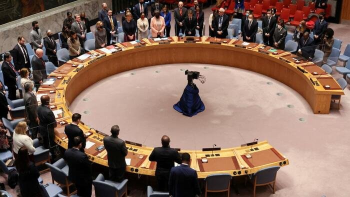 Administrator Trumpa idzie na wojnę z Zelensky & Europe w Showdown ONZ Resolution