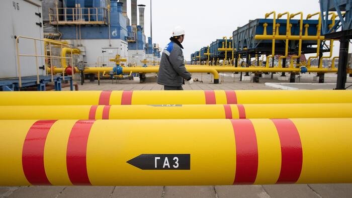 UE wydało więcej pieniędzy na energię rosyjską niż na Ukrainie w zeszłym roku: raport